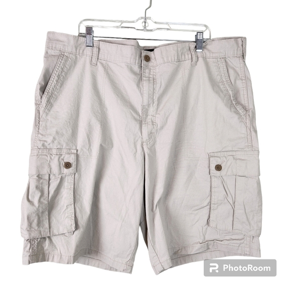 Men's Lee khaki Cargo shorts - Picture 1 of 7